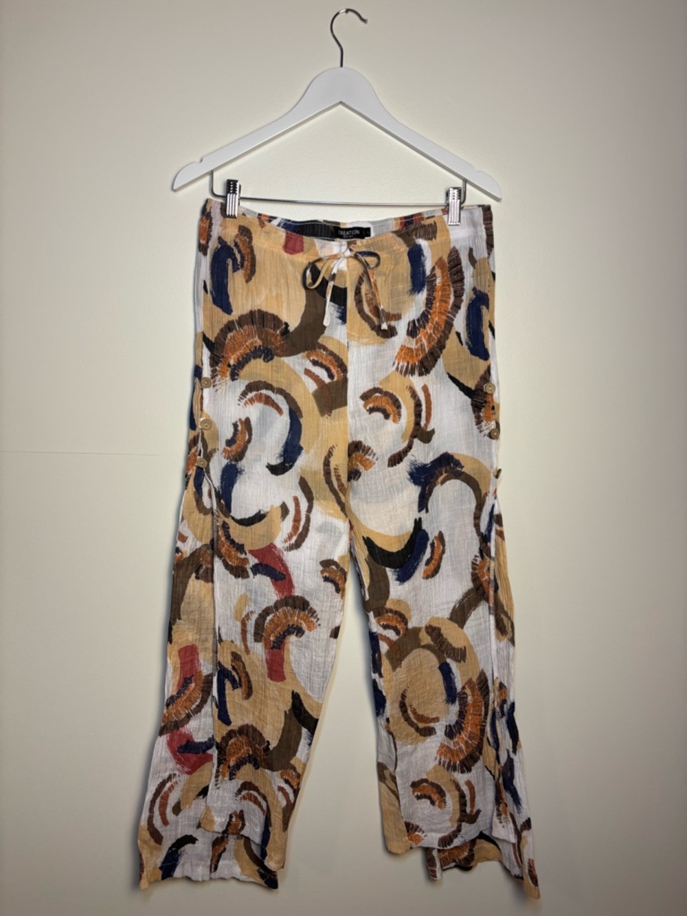 Creation Women’s Casual Pants in Multi-Color Abstract Graffiti Print, size L
